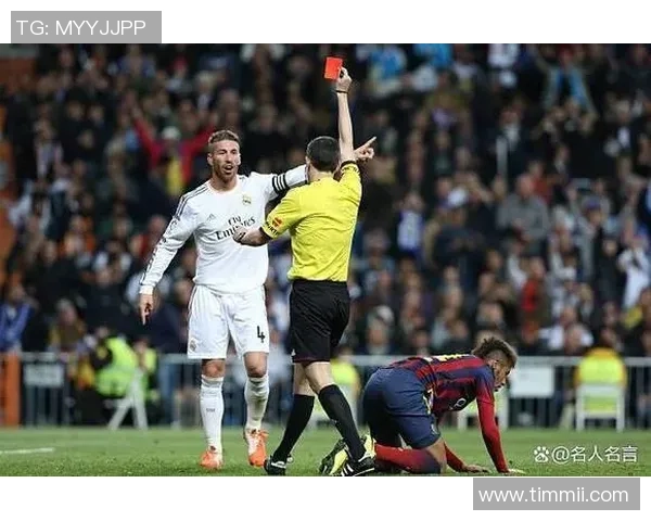 盘点那些年足球球星经典假摔瞬间与赛场戏剧化表演